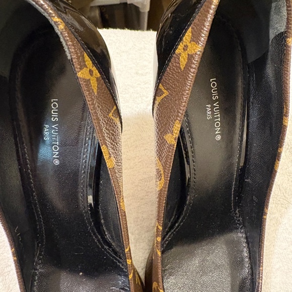 Louis Vuitton  Cherie pumps size 40 - Picture 8 of 9